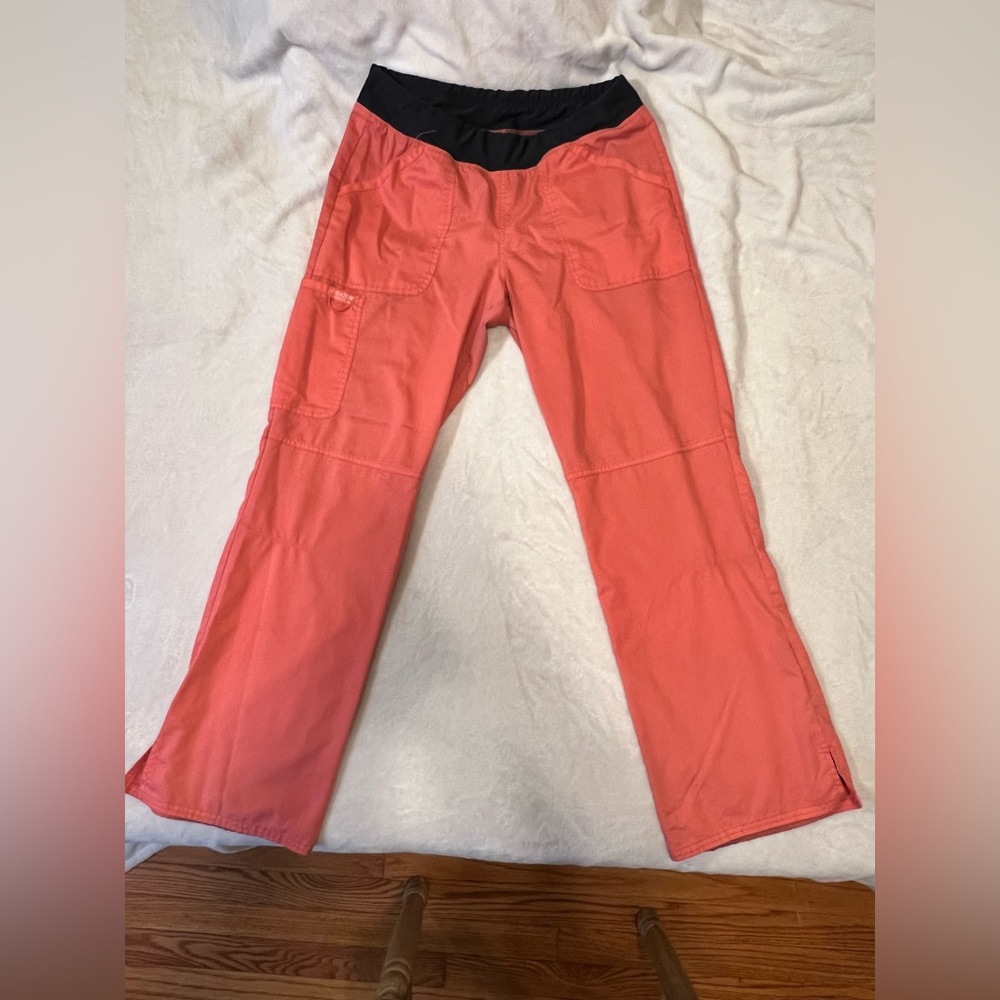 Scrub pants
